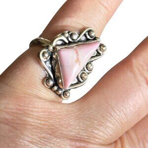 Vintage Sterling Silver Ring With Pink Triangular Stone & Ornate Details Size 6